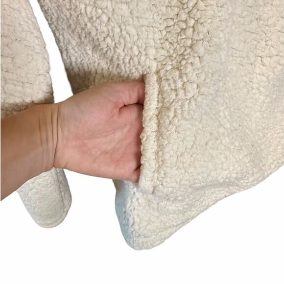 Abercrombie & Fitch Sherpa Pullover Womens Size S 1/4 Zip Cream Ivory Sweatshirt - Picture 4 of 9